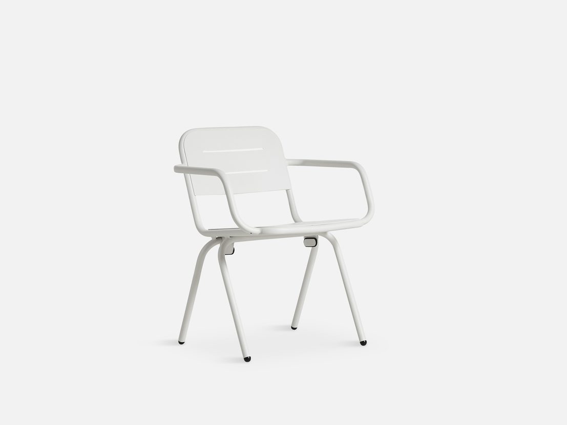 כסא אלומיניום לבן